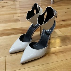 Circus Sam Edelman Heels in White size 7